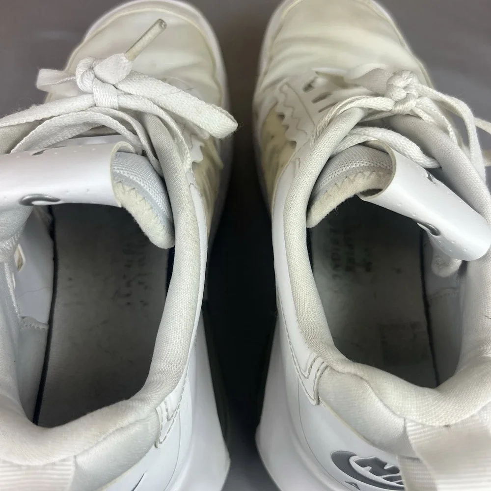 Nike Jordan Max 200 Men's White Sneakers CD6105-101 Size 8 Used